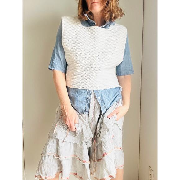 Vintage Hand Knit Apron Sweater in White Side Lace Cottage Romantic Hand Made - Picture 6 of 6